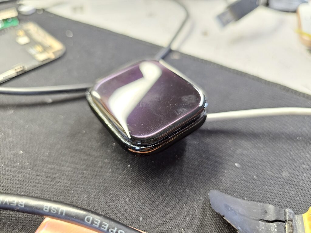 Výmena rozbitého displeja na Apple Watch – servis PhoneTech Košice