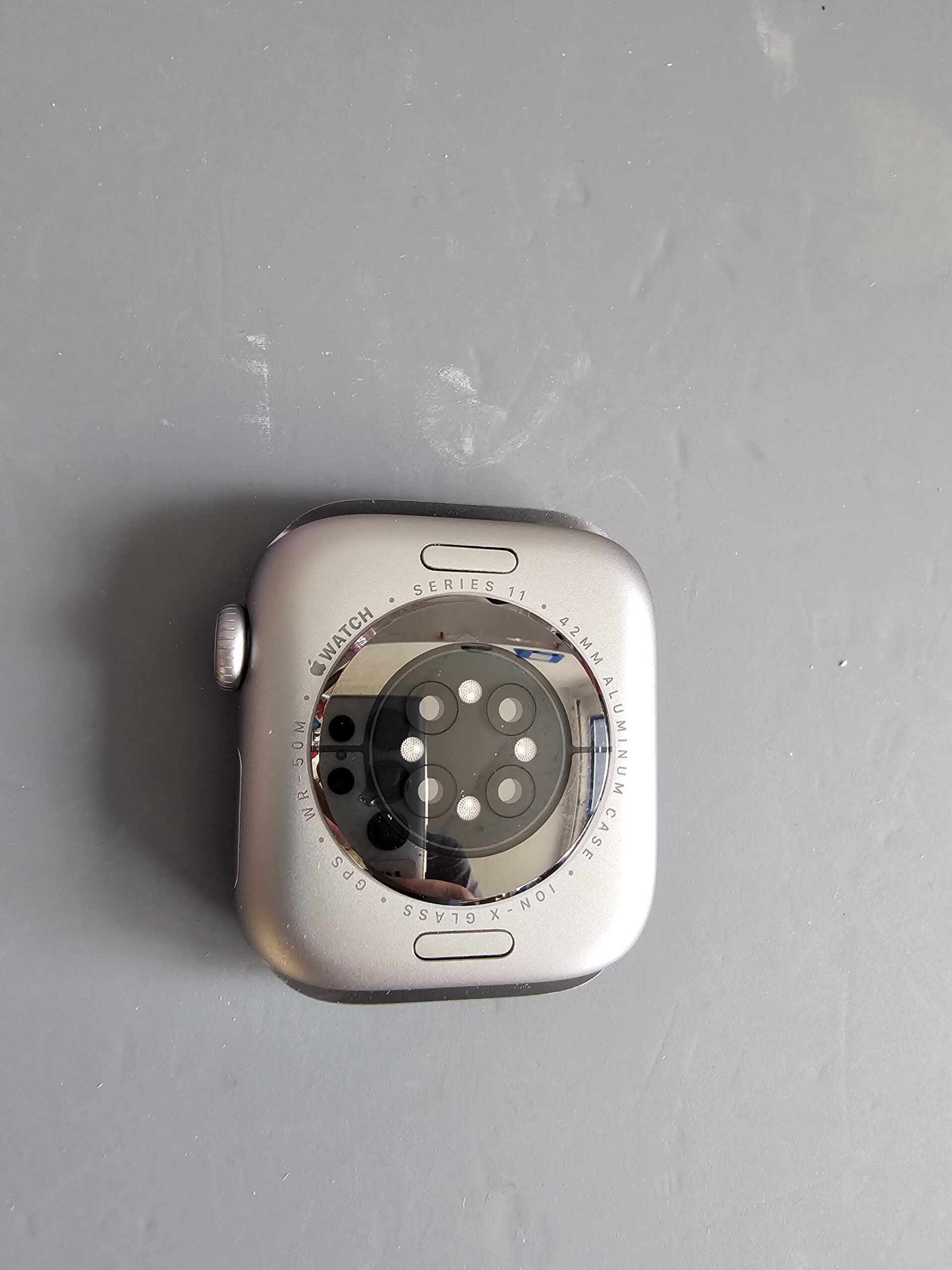 apple watch series 11 42 mm – telo/housing (originál, strieborná) apple watch series 11 42 mm – telo/housing (originál, strieborná)